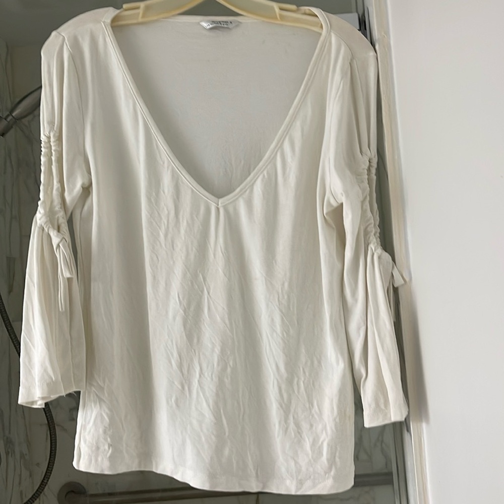 Honigmans Lycra Stretch V neck Top keyhole sleeves